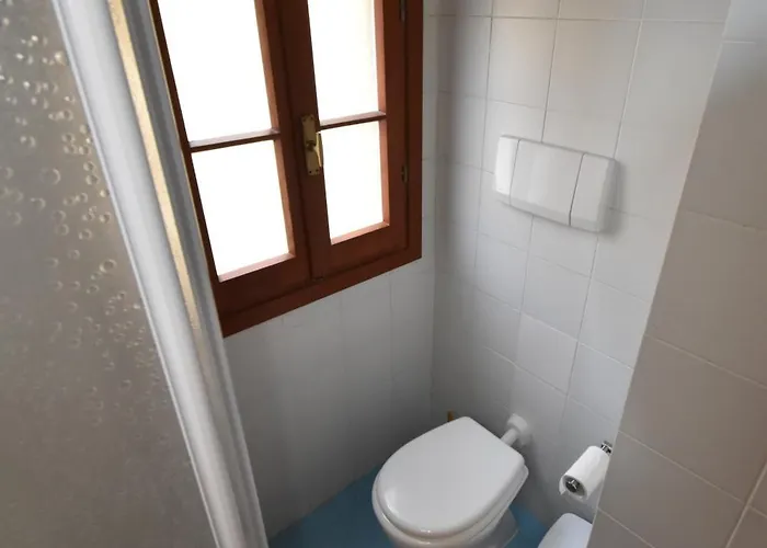 아파트 Il Vicolo - Caratteristico E Centralissimo Trilocale Vicino Al Mare